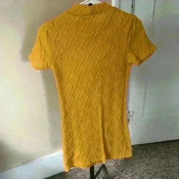 Forever21 Gold Yellow Mini/Medi Dress Perfect For Summer - Picture 3 of 4
